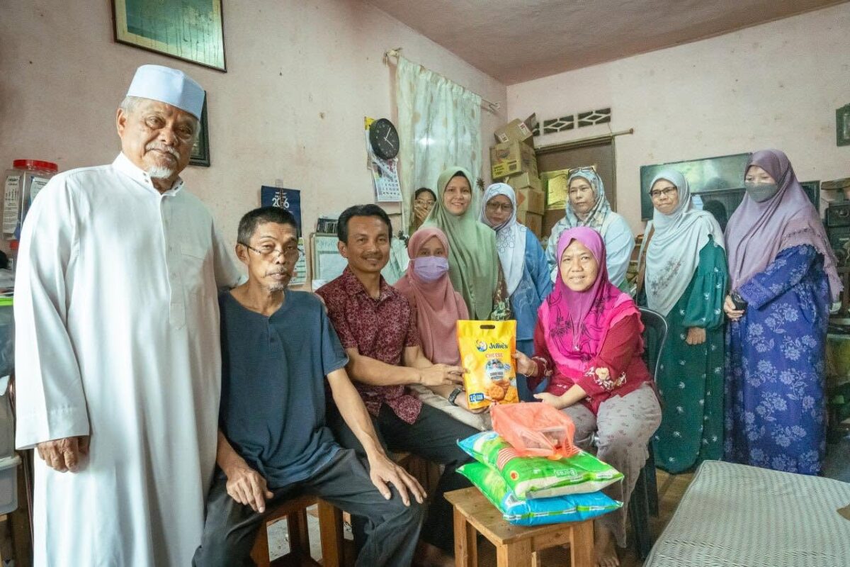 Ziarah Kasih PAS Selayang Santuni Puan Masitah, Doa Kesembuhan Buat Mat Shah
