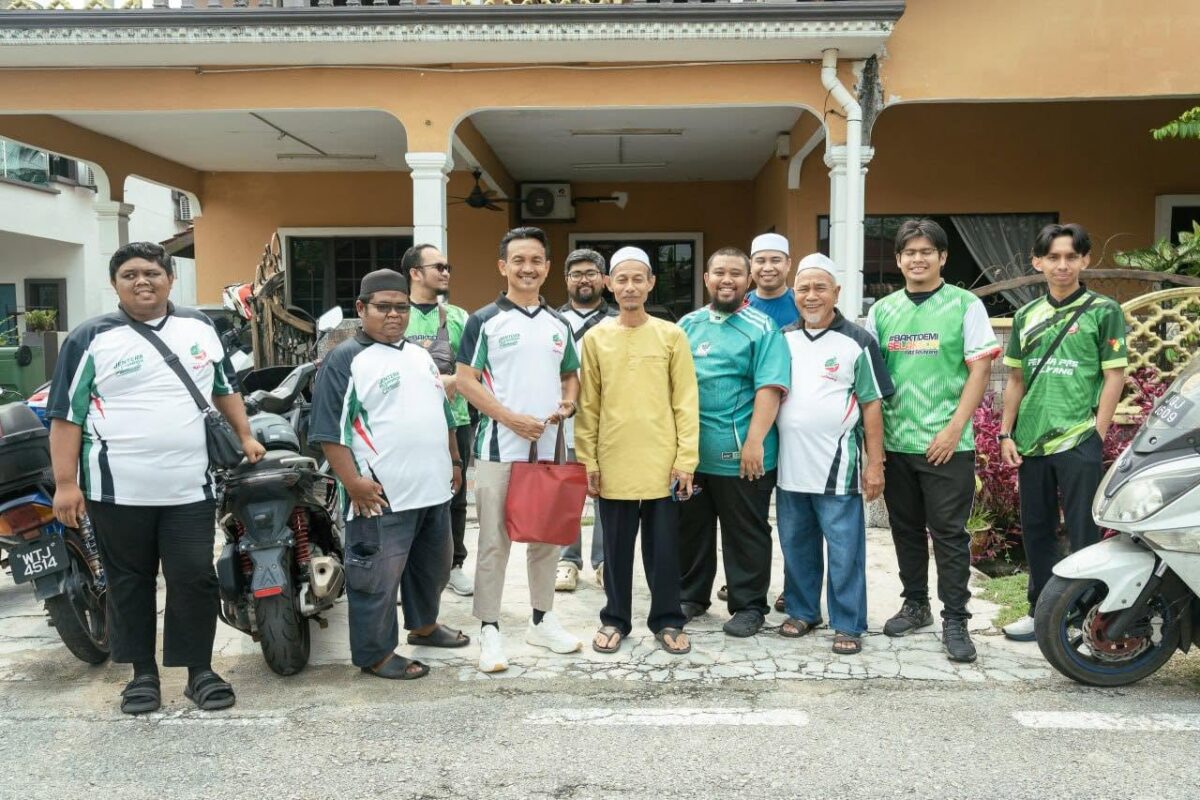 Memahami Denyut Nadi Masyarakat Melalui Ziarah Mingguan