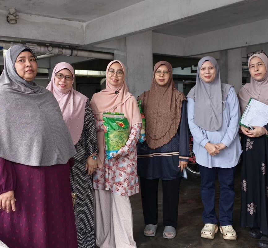 Ziarah Kasih Sekampit Beras Santuni Lima Keluarga di Apartment Batai, Selayang Height